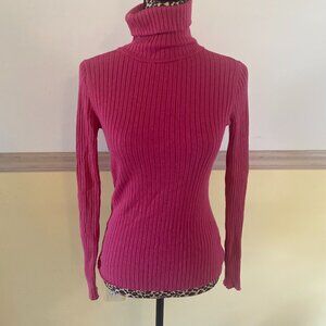 J. McLaughlin Arlette Pink Turtleneck Sweater w/buttons on cuff Fits like a S L9